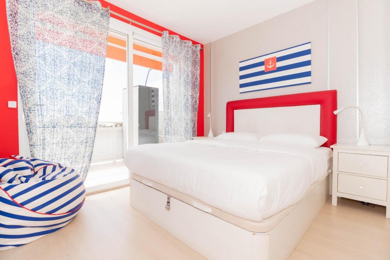 A Few Steps From The Beach Of Las Vistas Apartment Лос Кристианос Екстериор снимка