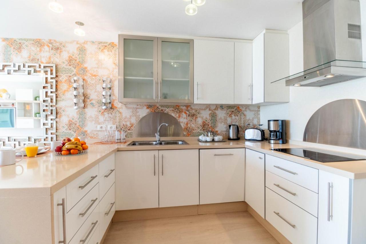 A Few Steps From The Beach Of Las Vistas Apartment Лос Кристианос Екстериор снимка