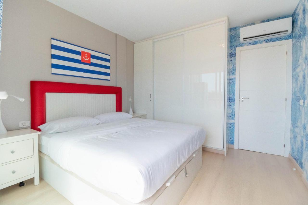 A Few Steps From The Beach Of Las Vistas Apartment Лос Кристианос Екстериор снимка