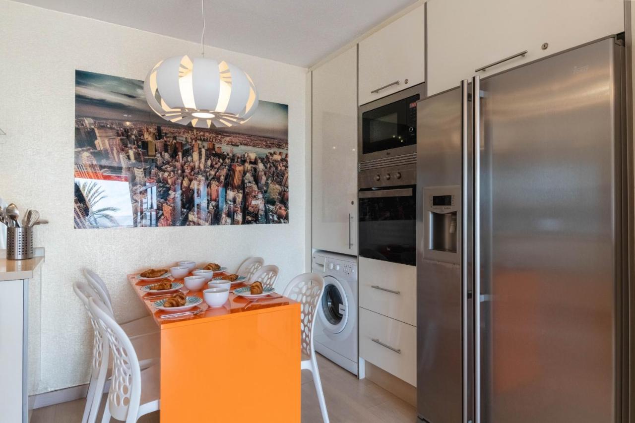 A Few Steps From The Beach Of Las Vistas Apartment Лос Кристианос Екстериор снимка